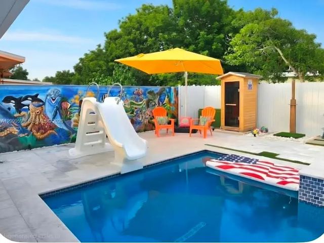 4 of 73 - 20603 Nw 44th Place, Miami Gardens, FL