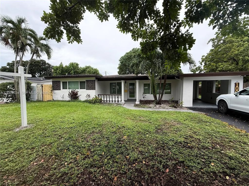 1002 S 28th Avenue, Hollywood