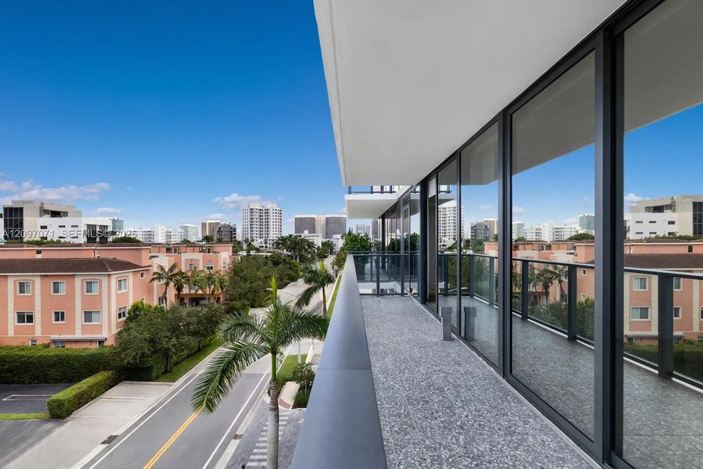 1176 97th #509, Bay Harbor Islands