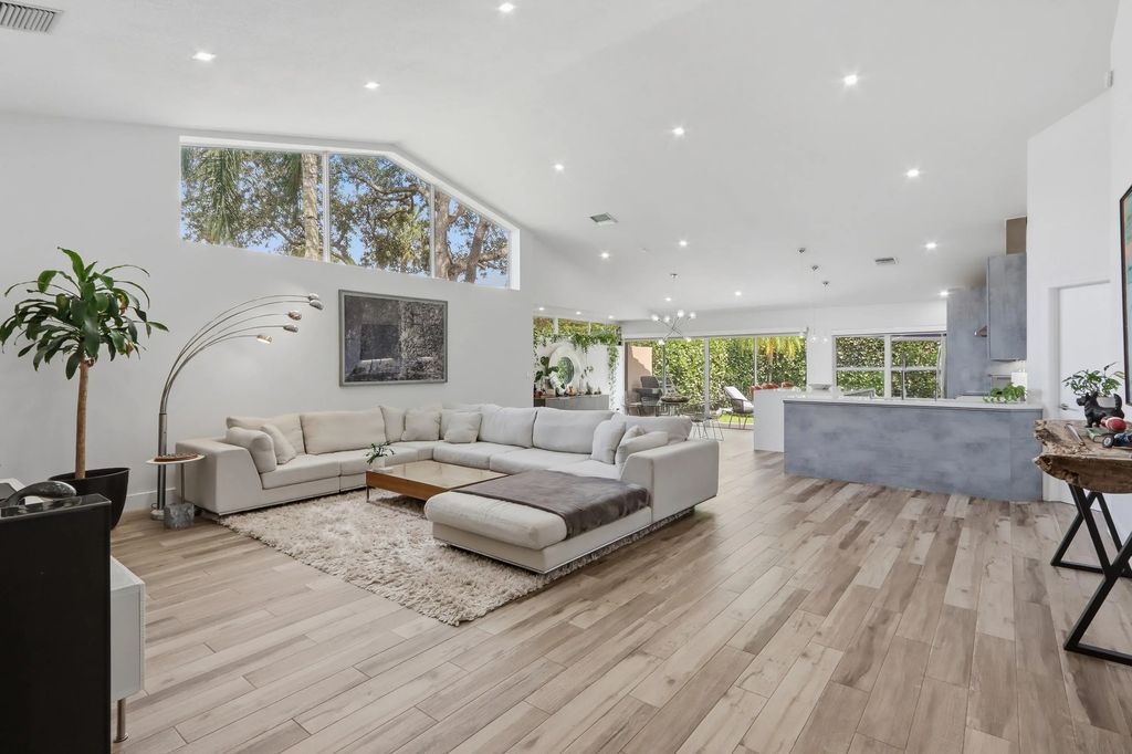 2501 Mahogany Place, Palm Beach Gardens