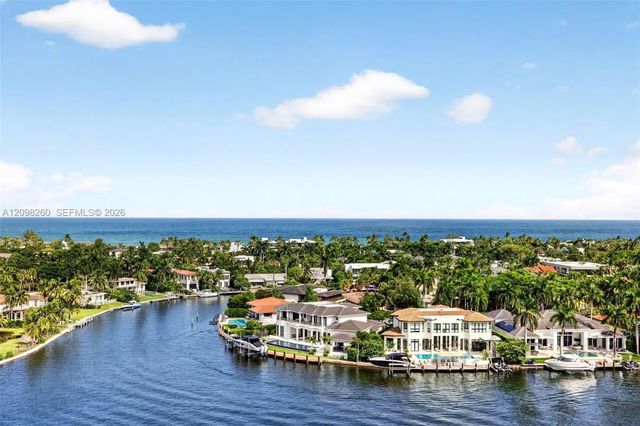 2 of 94 - 20165 Ne 39th Place #1103/1104, Aventura, FL