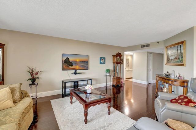 3 of 46 - 6372 La Costa Drive #504, Boca Raton, FL