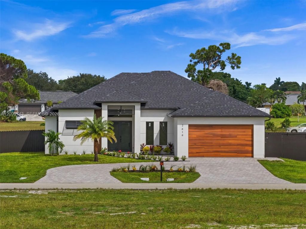 2619 Nw Juanita Place, Cape Coral