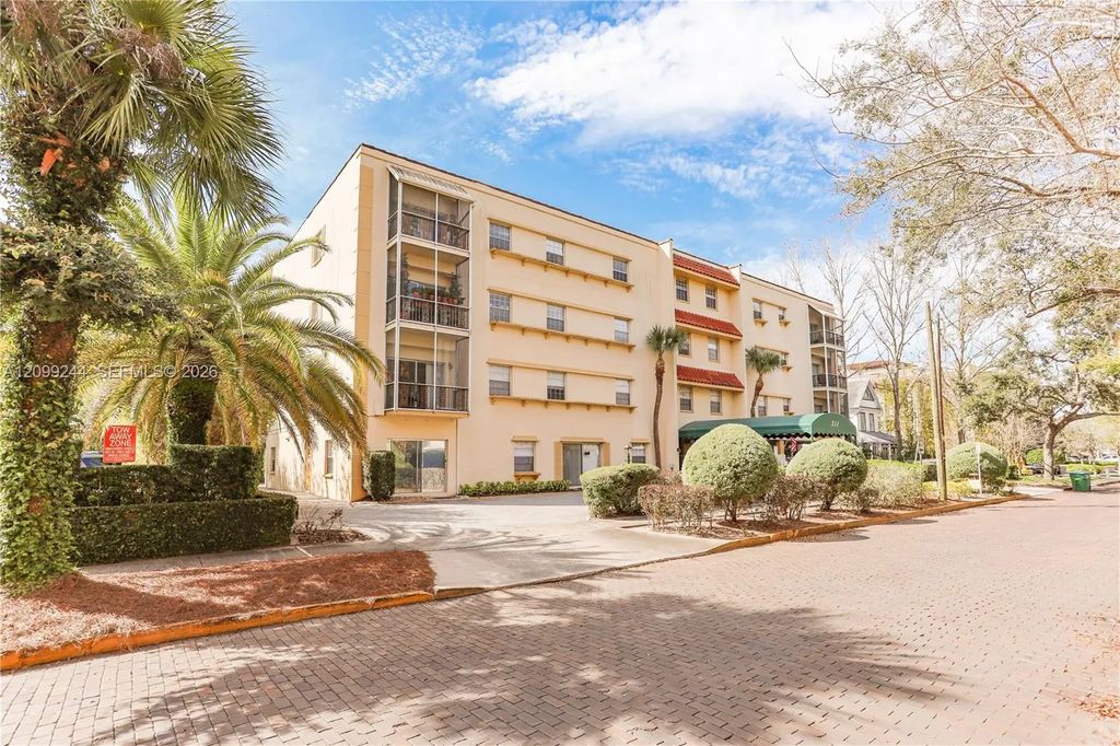 300 N Knowles Avenue #205, Winter Park