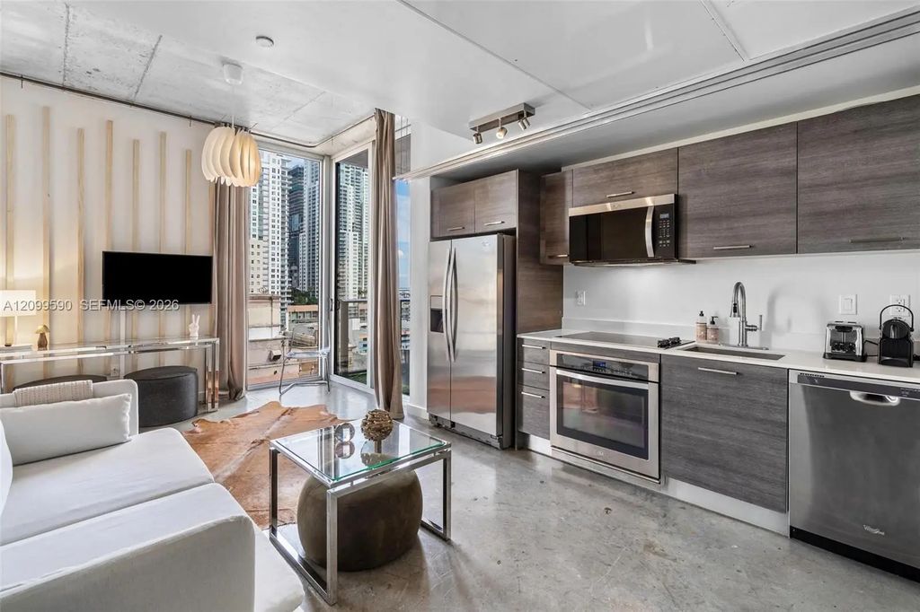 151 Se 1st Street #1404, Miami