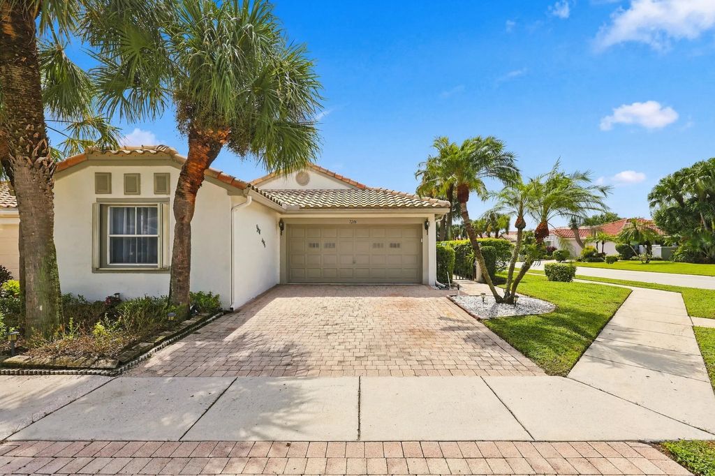 7216 Whitfield Avenue, Boynton Beach
