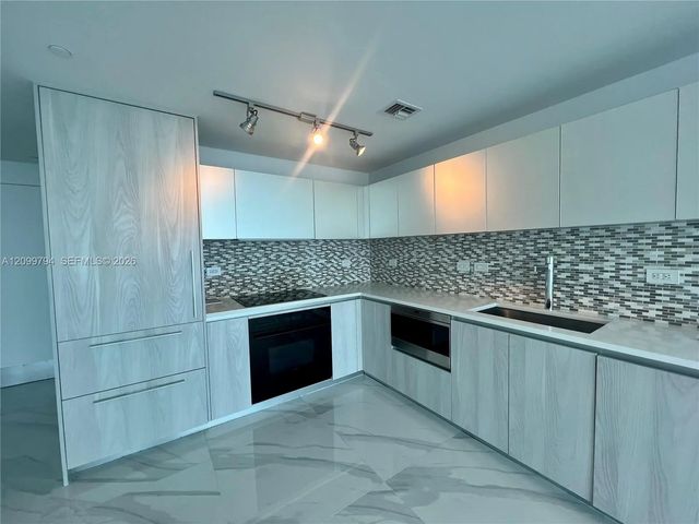 2 of 23 - 3131 Ne 7th Avenue #1205, Miami, FL