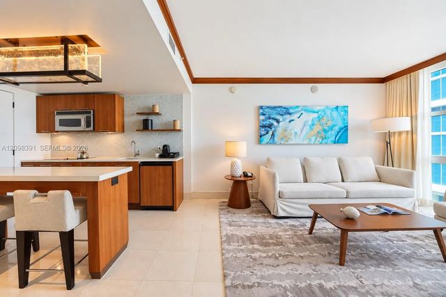 3 of 27 - 6801 Collins Avenue #811, Miami Beach, FL