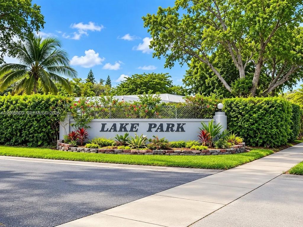 850 Sw 138th Avenue #310d, Pembroke Pines