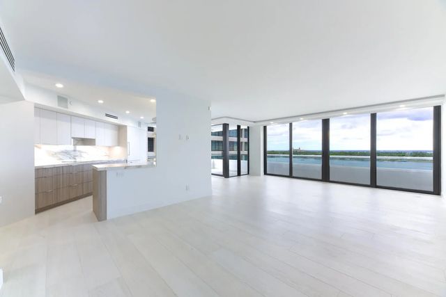 525 S Flagler Drive #11a, West Palm Beach