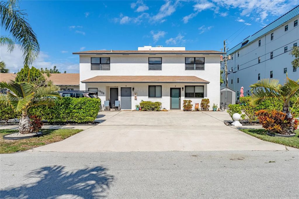 1959 Se 3rd Street #c, Deerfield Beach