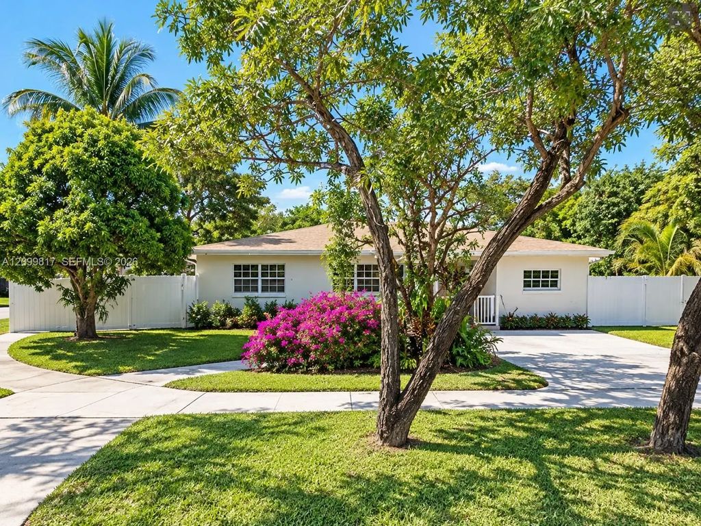 17400 Ne 10th Avenue, Miami