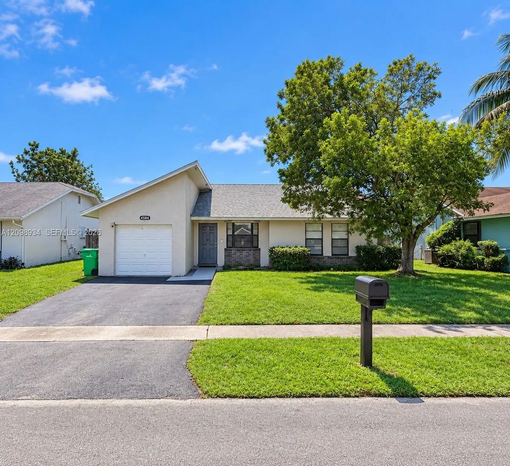4968 Nw 92nd Avenue, Sunrise