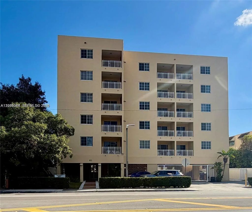601 Sw 37th Avenue #505, Miami