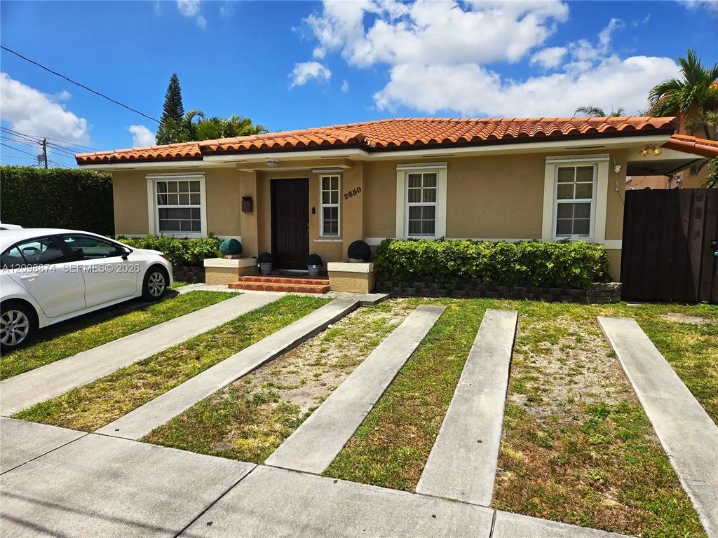 2652 Sw 31st Court #2652, Miami