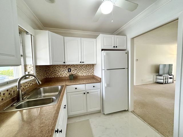 2 of 53 - 2915 Crosley Drive W #a, West Palm Beach, FL