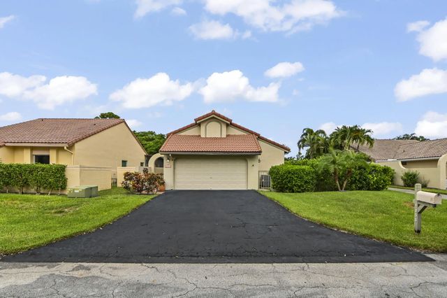 3 of 32 - 2055 Nw 15th Place, Delray Beach, FL