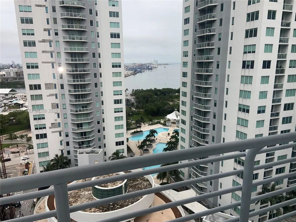 234 Ne 3rd Street #2202, Miami