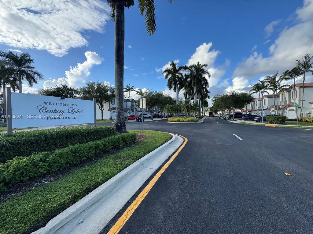 6243 Sw 165th Avenue, Miami