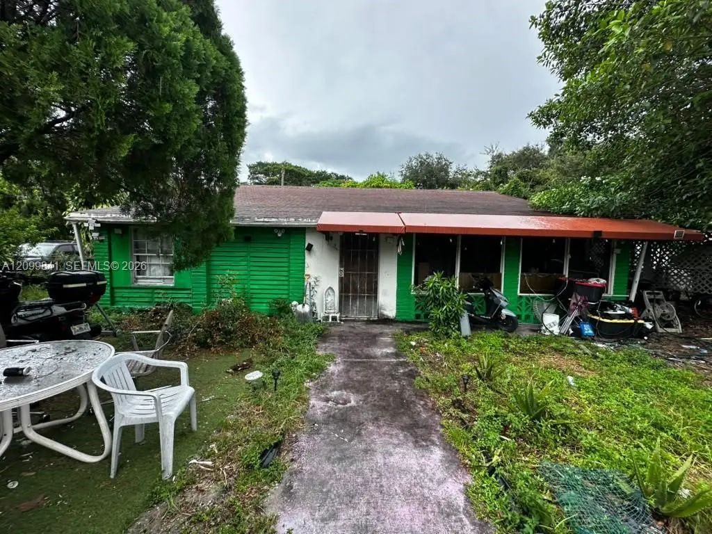 2299 Nw 90th Street, Miami