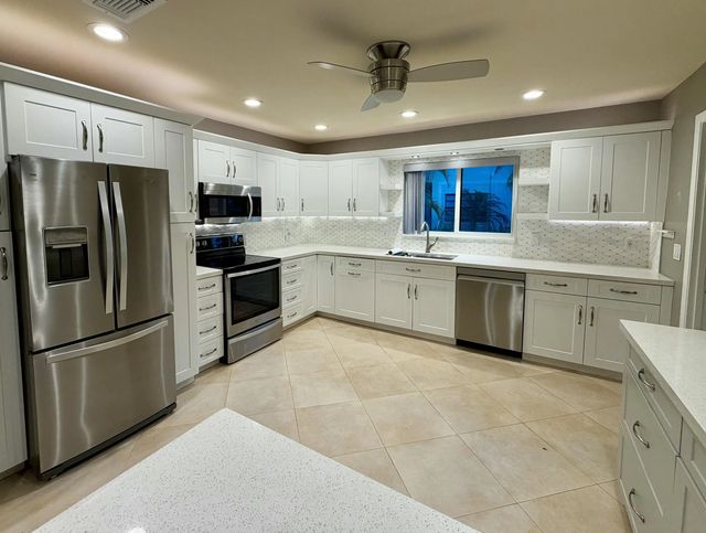 4 of 10 - 21692 Tall Palm Circle #10-b, Boca Raton, FL