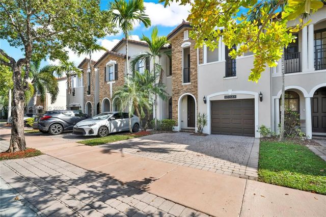 2 of 42 - 10346 Nw 30th Terrace #10346, Doral, FL