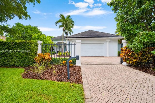 3 of 52 - 15255 Sw 80th Avenue, Palmetto Bay, FL