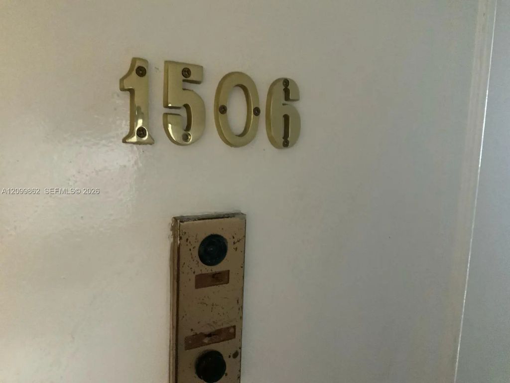 999 Brickell Bay Drive #1506, Miami