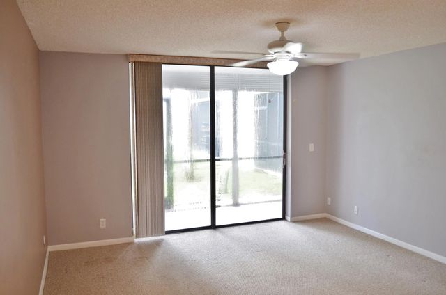 5130 Las Verdes Circle #121, Delray Beach