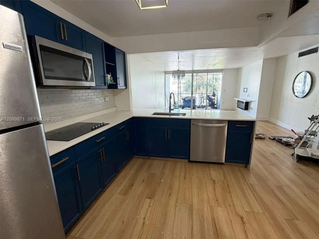 1710 Ne 191st Street #210-3, Miami