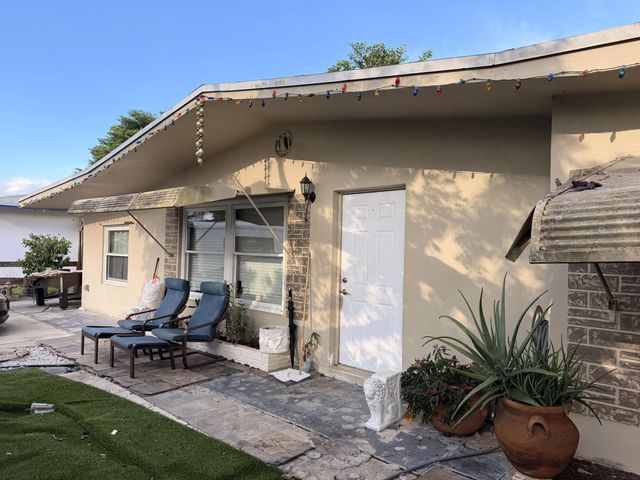 4 of 27 - 406 Philadelphia Drive, Jupiter, FL