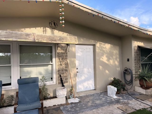 5 of 27 - 406 Philadelphia Drive, Jupiter, FL