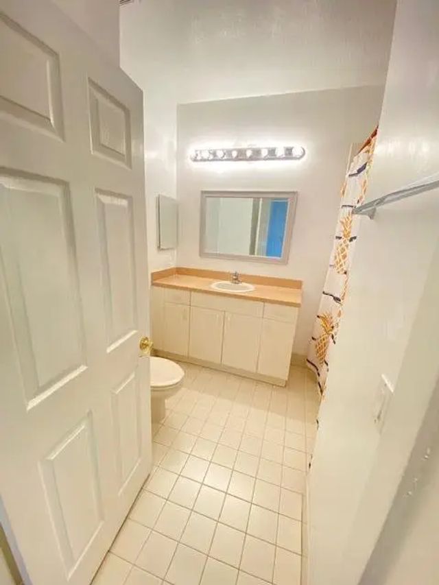 4 of 11 - 2905 Hidden Hills Road #2201, West Palm Beach, FL