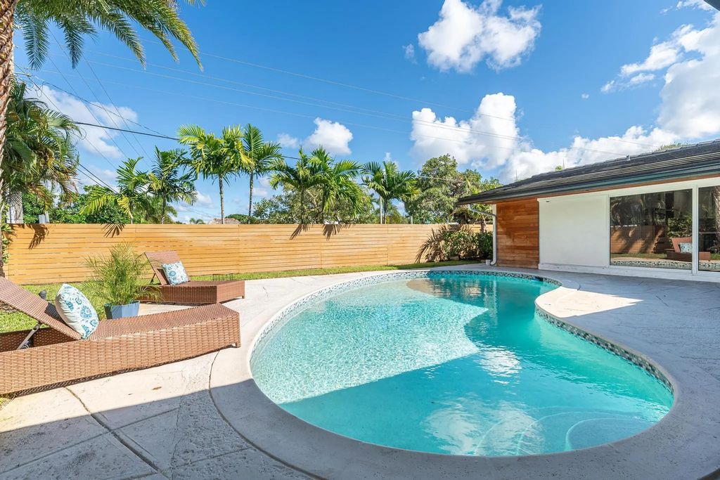 2197 Ne 61st Court, Fort Lauderdale