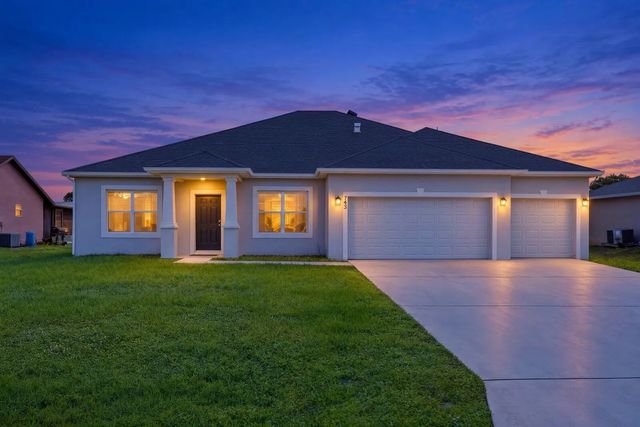 743 Nw Dupre Street, Port St. Lucie