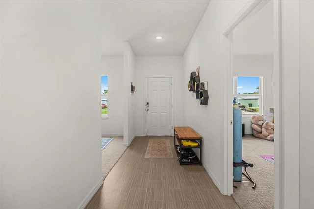 5 of 48 - 743 Nw Dupre Street, Port St. Lucie, FL