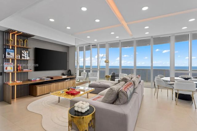 4 of 27 - 16001 Collins Avenue #2901, Sunny Isles Beach, FL