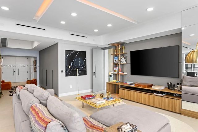 5 of 27 - 16001 Collins Avenue #2901, Sunny Isles Beach, FL