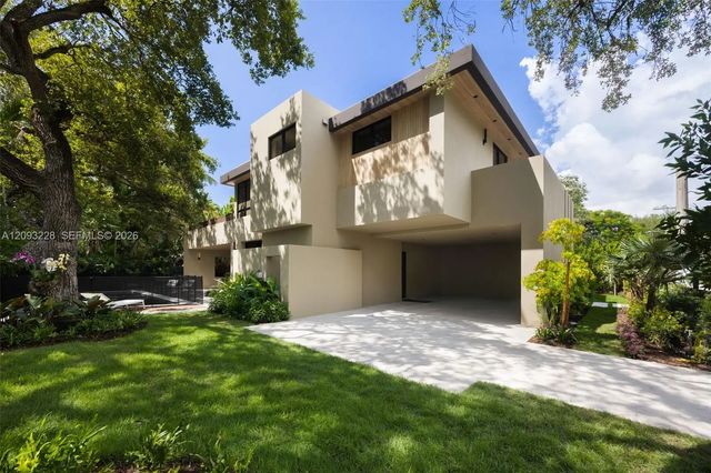 2 of 33 - 1698 Tigertail Avenue, Miami, FL
