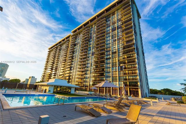 4 of 33 - 600 Ne 36th Street #1614, Miami, FL