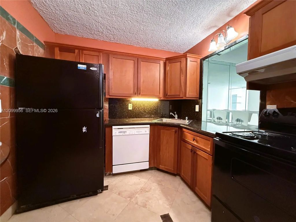 701 Three Islands Boulevard #506, Hallandale Beach