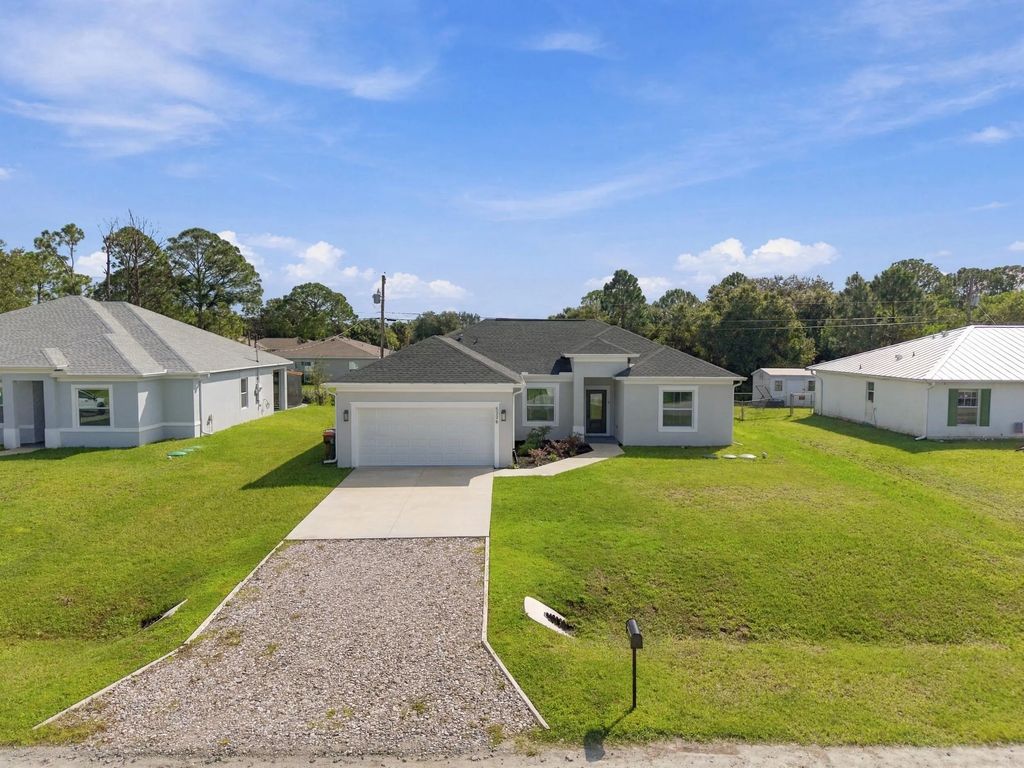 8236 100th Court, Vero Beach