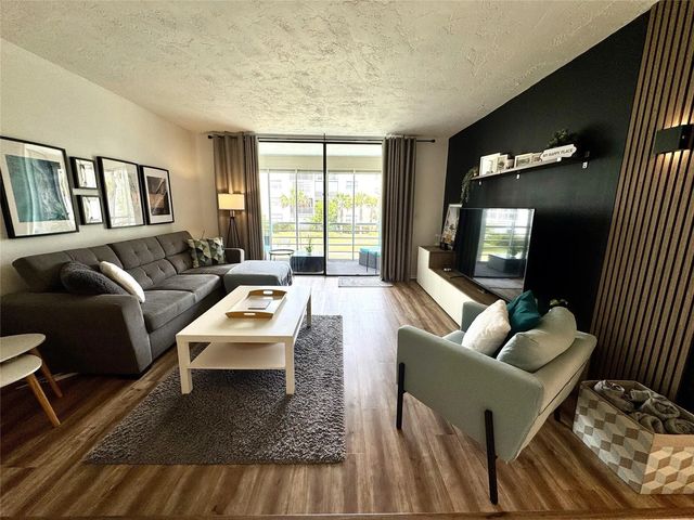 2 of 28 - 2811 Somerset Drive #206, Lauderdale Lakes, FL