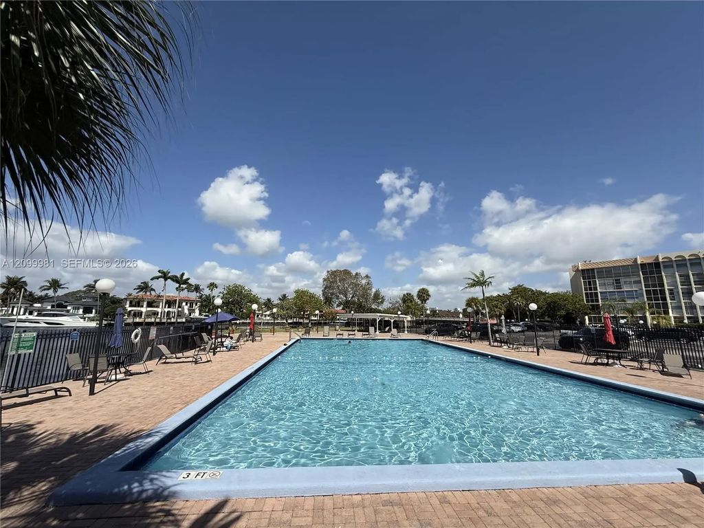 2101 Atlantic Shores Boulevard #120, Hallandale Beach