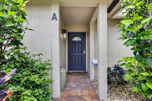 3 of 44 - 2 Stratford Drive E #a, Boynton Beach, FL