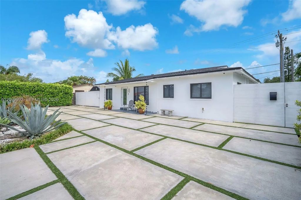 5001 Nw 190th Street, Miami Gardens