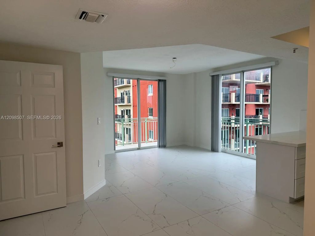3500 Coral Way #614, Miami
