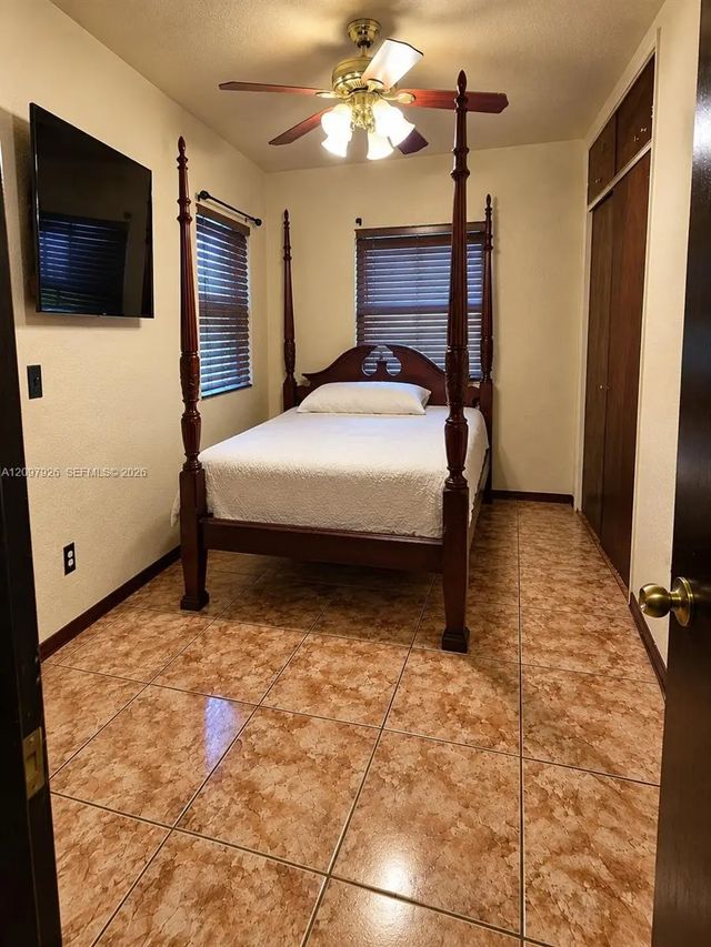 4 of 14 - 15600 Nw 28th Court, Miami Gardens, FL