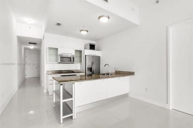 5 of 48 - 185 Sw 7th Street #4401, Miami, FL
