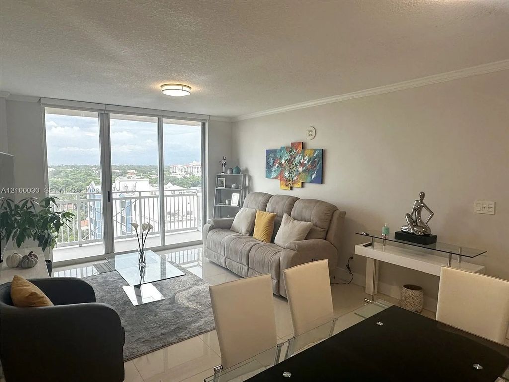 2665 Sw 37th Avenue #1004, Miami